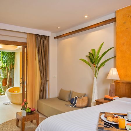 Burasari Phuket Resort & Spa Екстер'єр фото