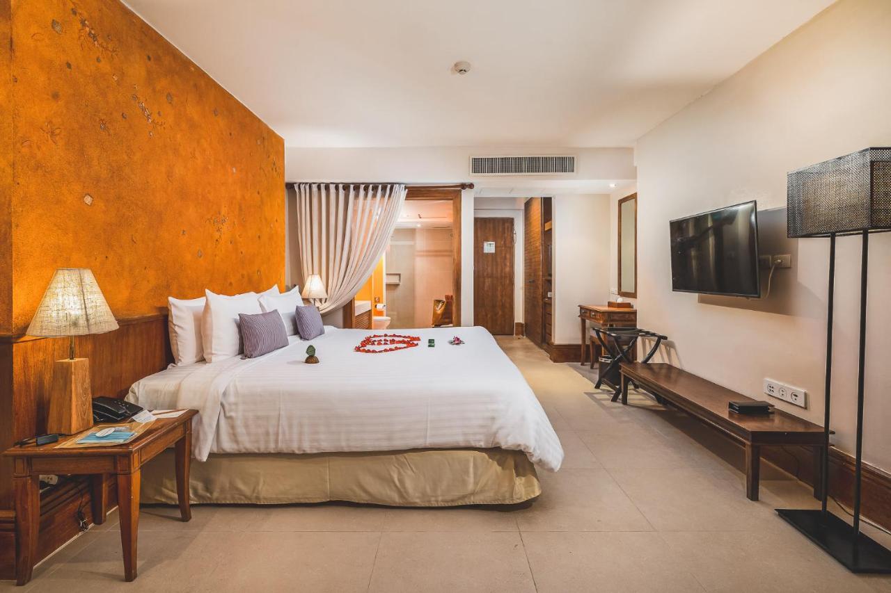 Burasari Phuket Resort & Spa Екстер'єр фото
