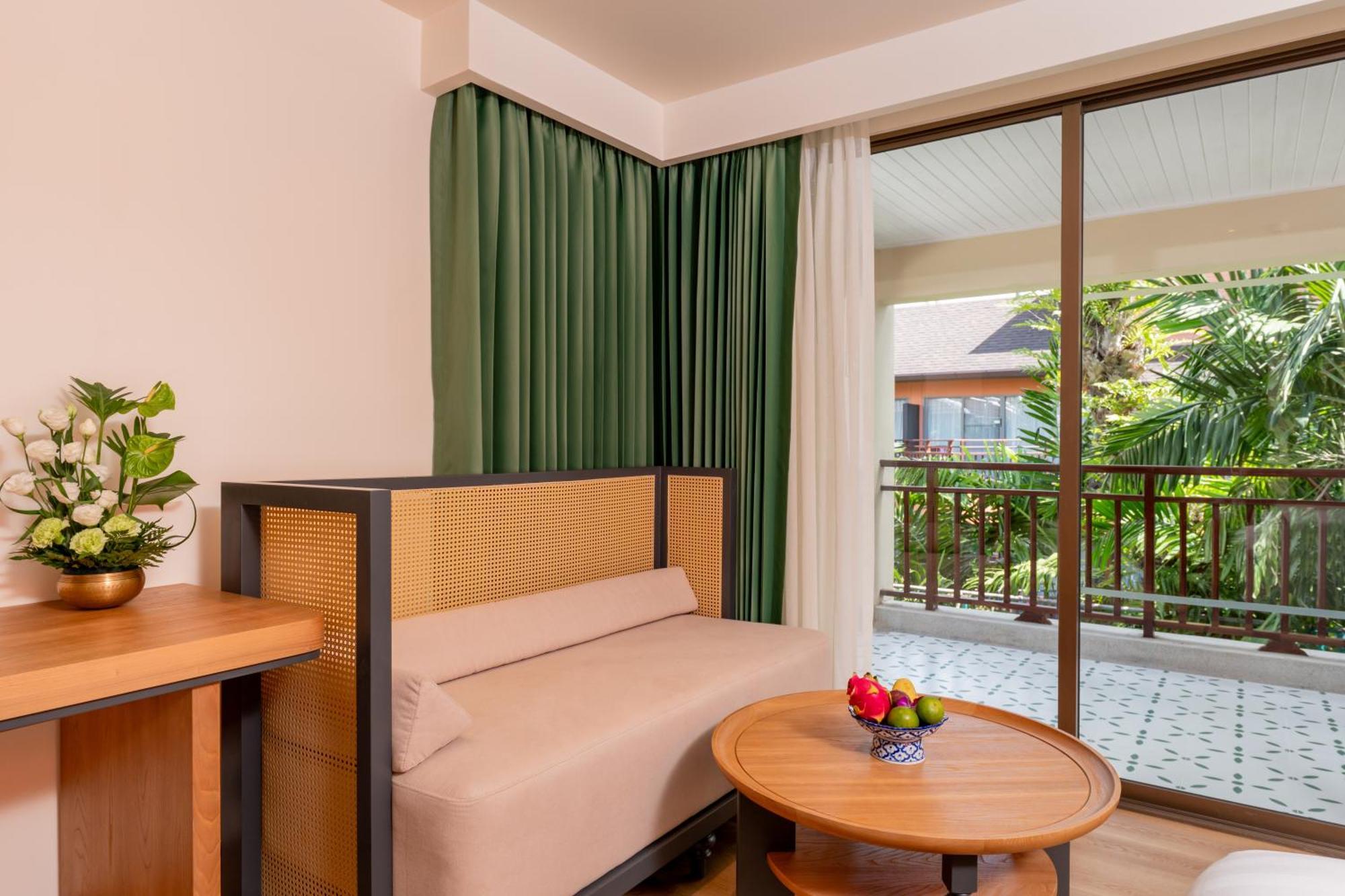 Burasari Phuket Resort & Spa Екстер'єр фото