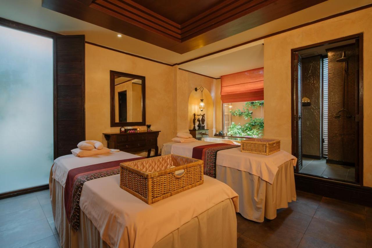 Burasari Phuket Resort & Spa Екстер'єр фото